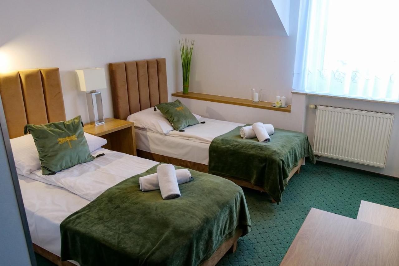 Hotel Duet Хелм Экстерьер фото