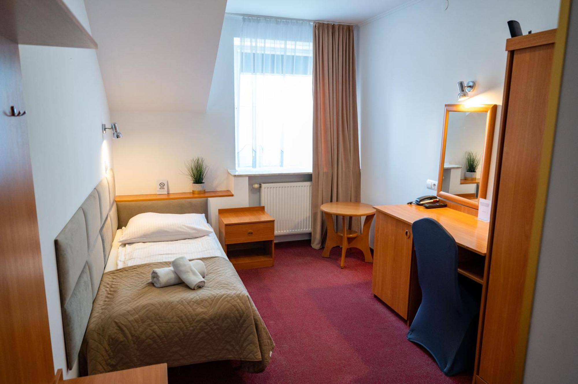 Hotel Duet Хелм Экстерьер фото