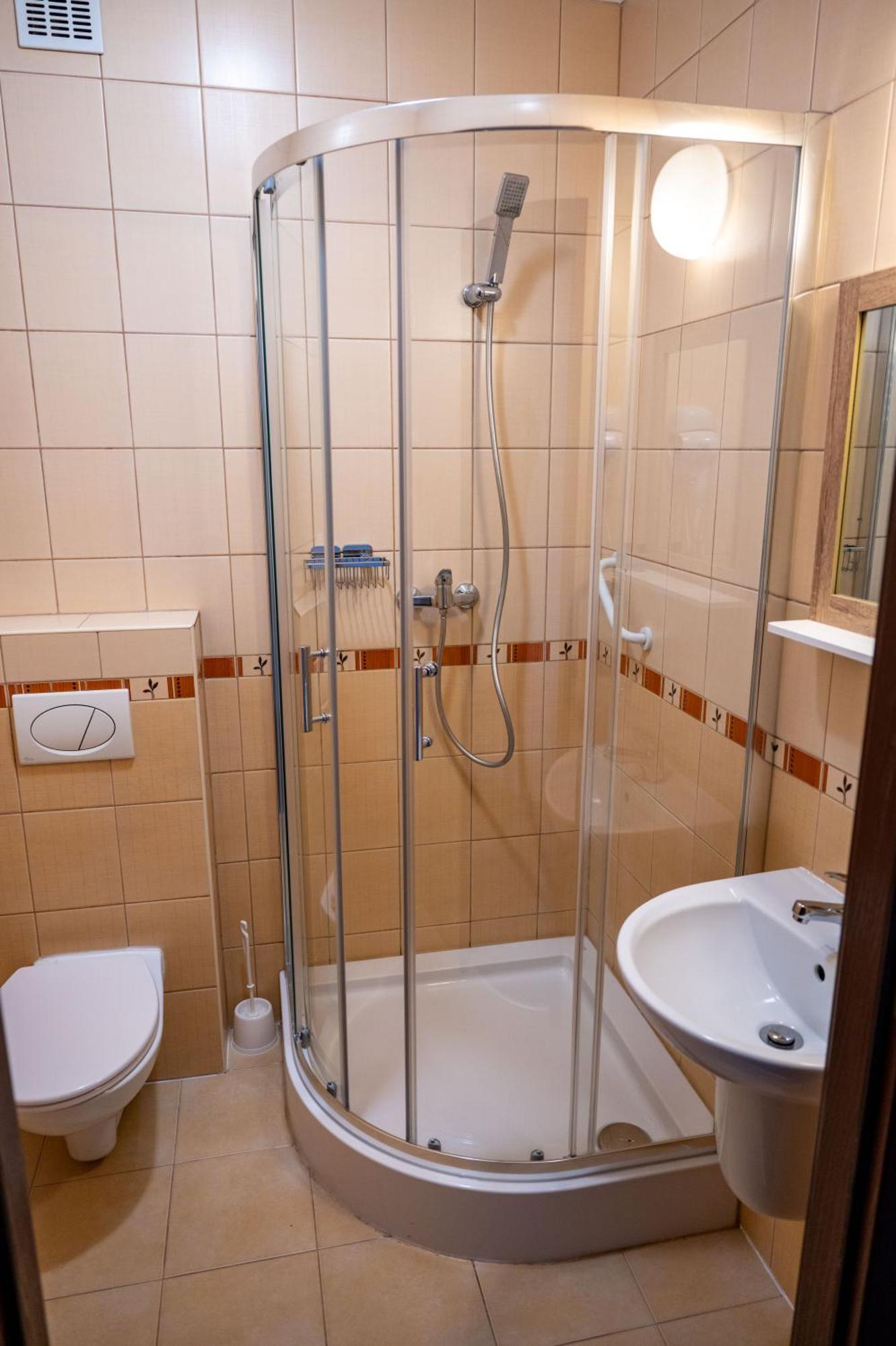 Hotel Duet Хелм Экстерьер фото