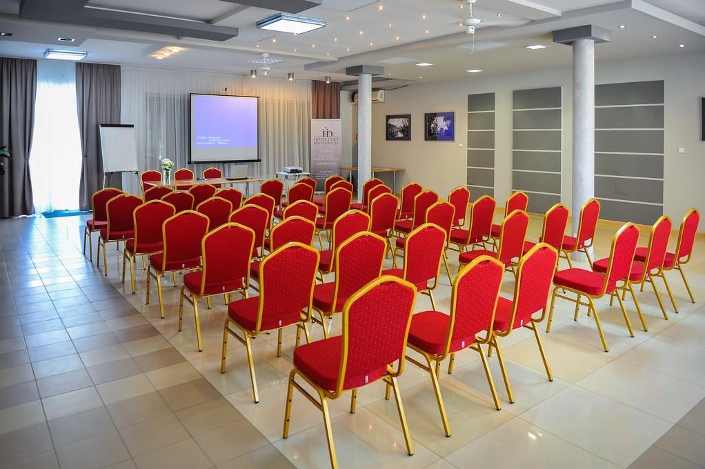 Hotel Duet Хелм Экстерьер фото